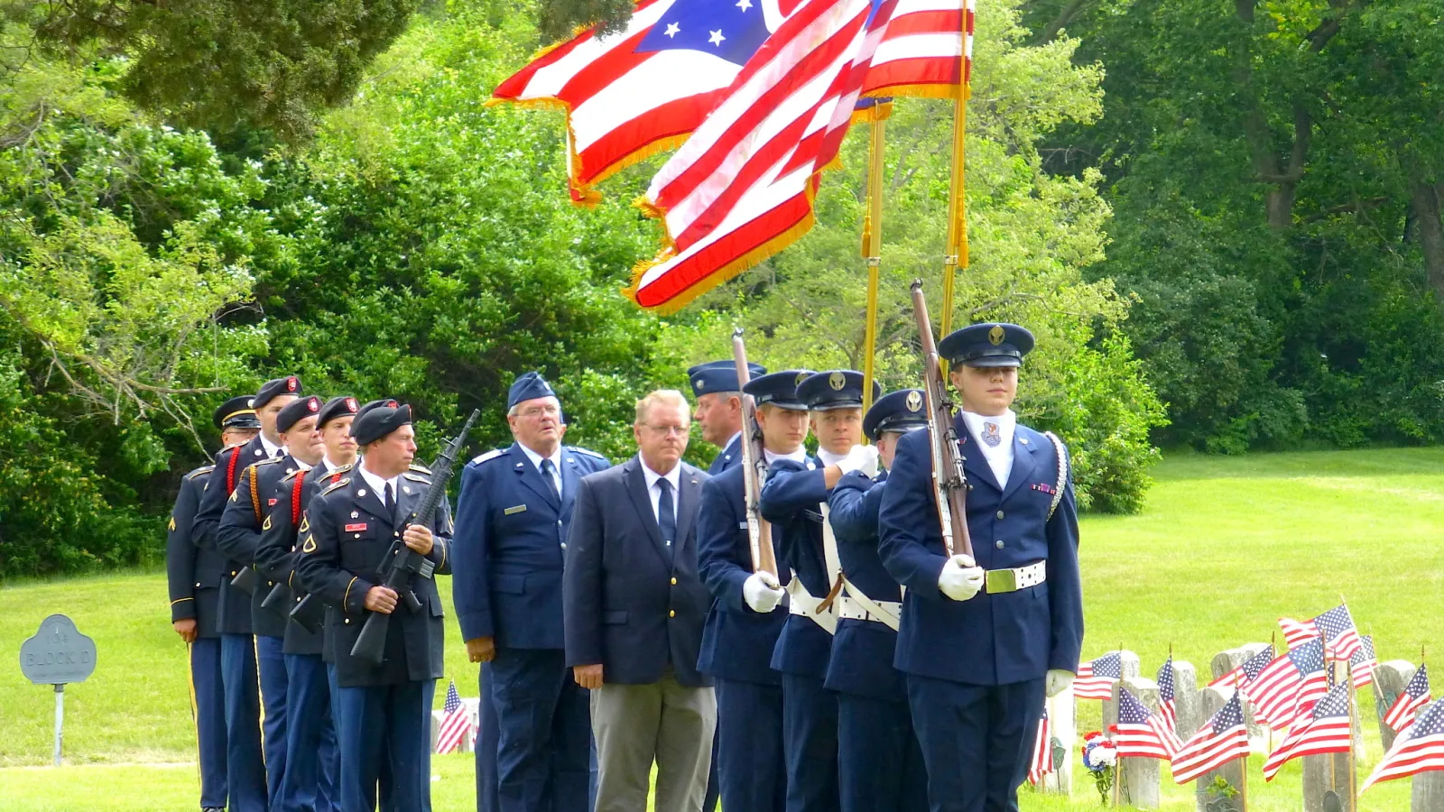 Green Lawn flag raising flag